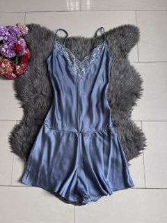 (Category: ) located in . Submitted by sahm_shopfashion (Listing ID 1462992017, Image 1). Description: .