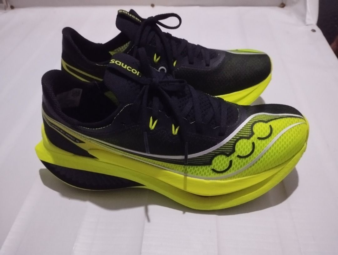 Saucony Endorphin Pro 5 (Category: Sneakers) located in Caloocan City. Submitted by eazykev (Listing ID 1463103330, Image 3). Description: like new used once for test run about 5km run.