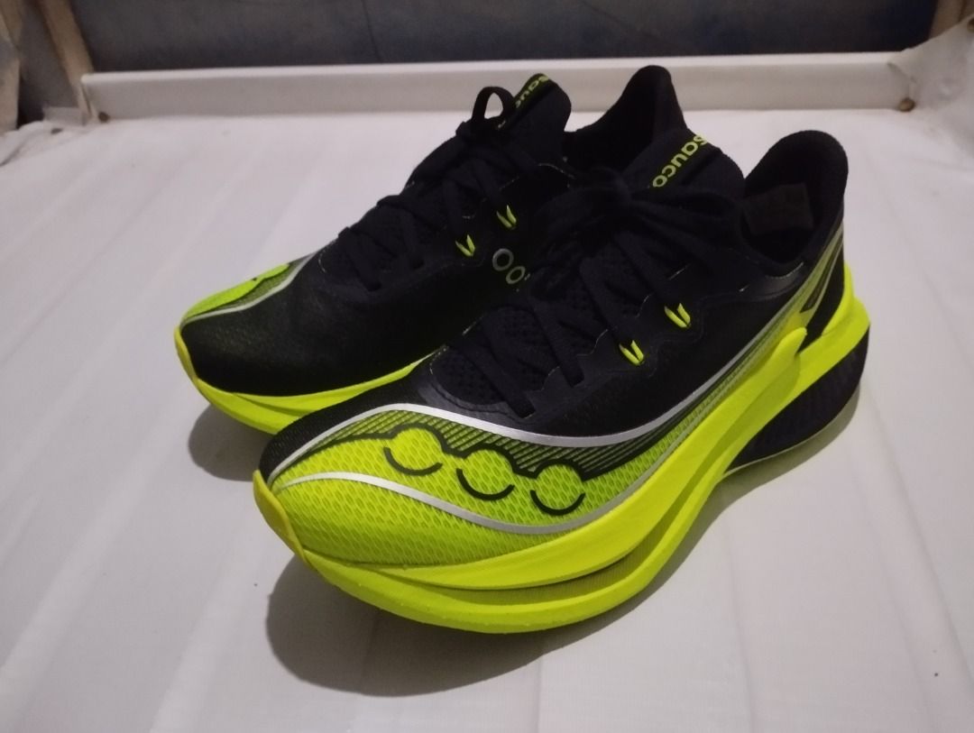 Saucony Endorphin Pro 5 (Category: Sneakers) located in Caloocan City. Submitted by eazykev (Listing ID 1463103330, Image 1). Description: like new used once for test run about 5km run.