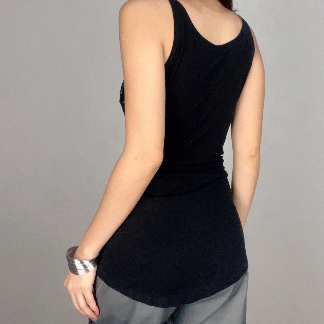 sequin tank long top (Category: Sleeveless) located in Manila. Submitted by pabili.ph (Listing ID 1463074460, Image 2). Description: small L23" shortest, 25" longest up to B32".