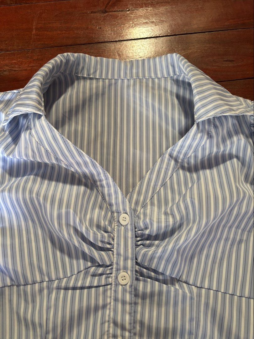 Shein blue stripes polo shirt (Category: Blouses) located in Laoag. Submitted by ns.lrnt (Listing ID 1462939158, Image 2). Description: -used once only -mop: gcash, gotyme or maya -can ship thru JNT or LBC .