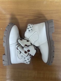 (Category: ) located in . Submitted by inlovewithbagsph (Listing ID 1463052185, Image 1). Description: .