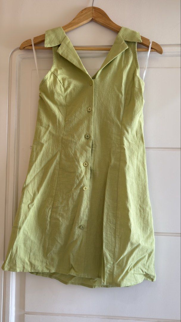 SHEIN Green Button-Up Collared Sleeveless Mini Dress (Category: Dresses) located in Digos. Submitted by nicoleracillo1 (Listing ID 1462955210, Image 1). Description: .