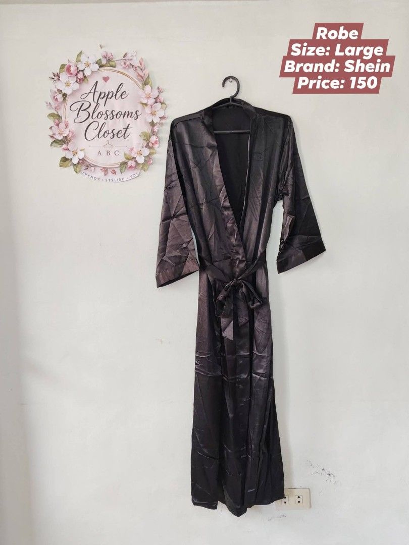 Silk Satin Robe (Category: Coats, Jackets and Outerwear) located in Lipa City. Submitted by appleblossomscloset_abc (Listing ID 1463040872, Image 2). Description: 📸 (First Photo) Reference Photo Only (from Google) This image is for reference to show the style/design only. Actual item may vary slightly in color, fabric, or details. Rest assured the item is of good quality! 💛.