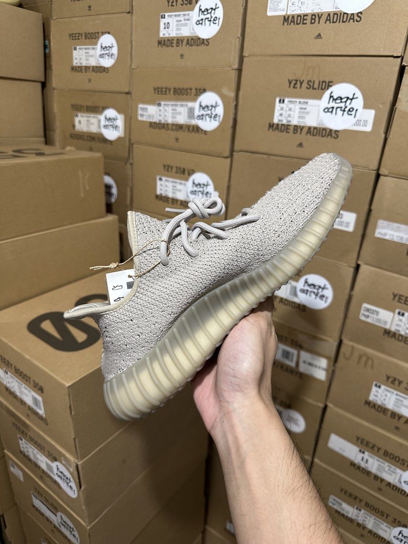 size 9.5 Yeezy 350 V2 Slate (Category: Sneakers) located in Cavite. Submitted by heatcartel_ (Listing ID 1462907259, Image 2). Description: Below srp deal! COD/COP nationwide 🚚 Yeezy 350 V2 Slate - size 9.5 brand new ₱12,500 vermosa / evia alabang / ATC meet up📍.