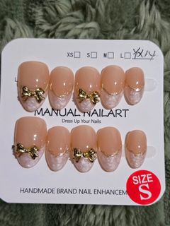 (Category: ) located in . Submitted by jangmiscloset (Listing ID 1463088148, Image 1). Description: .
