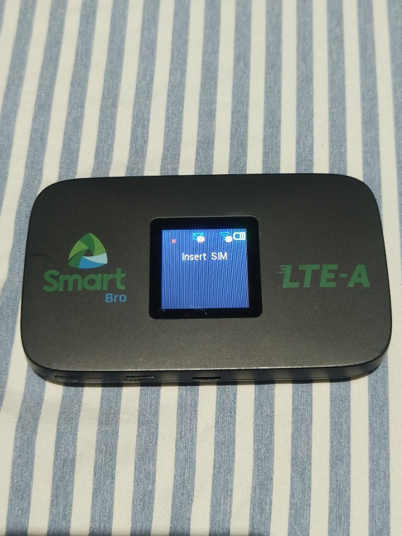 Smart LTE Wireless 4G Pocket WiFi (Category: Other Mobile & Gadget Accessories) located in Makati City. Submitted by franco31 (Listing ID 1463060771, Image 1). Description: .
