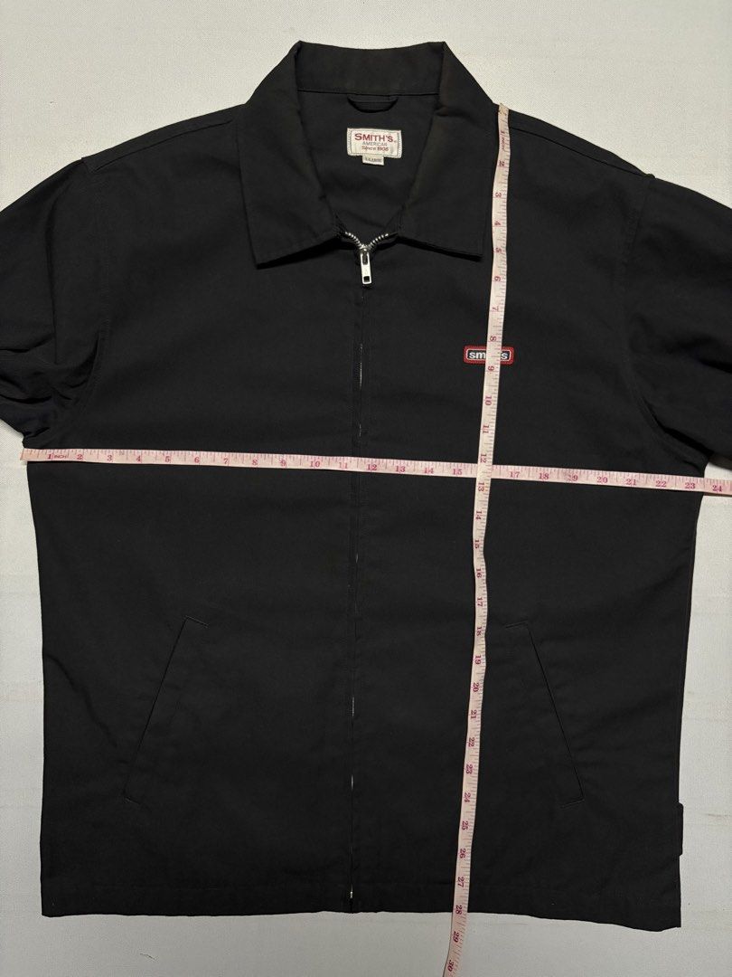 SMITHS American Work Jacket (Category: Coats, Jackets and Outerwear) located in Baguio. Submitted by viibodegaaa (Listing ID 1463016184, Image 2). Description: SMITHS American Work Jacket Size: L Width: 23.5’ Length: 28’ Price: 1480.
