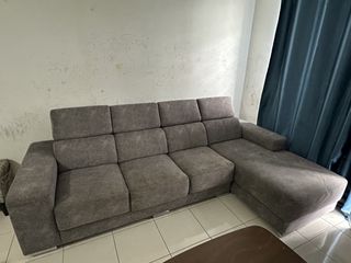 (Category: ) located in . Submitted by ayiestudio (Listing ID 1463003442, Image 1). Description: .