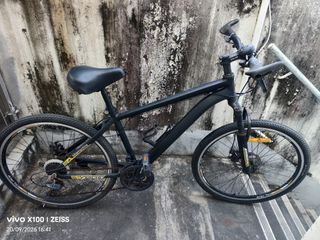 （分類：）位於 。 由 andychan329 提交（商品編號 1462986684，圖片 1）。簡介： 。