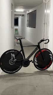 (Category: ) located in . Submitted by tiktok808 (Listing ID 1462927789, Image 1). Description: .