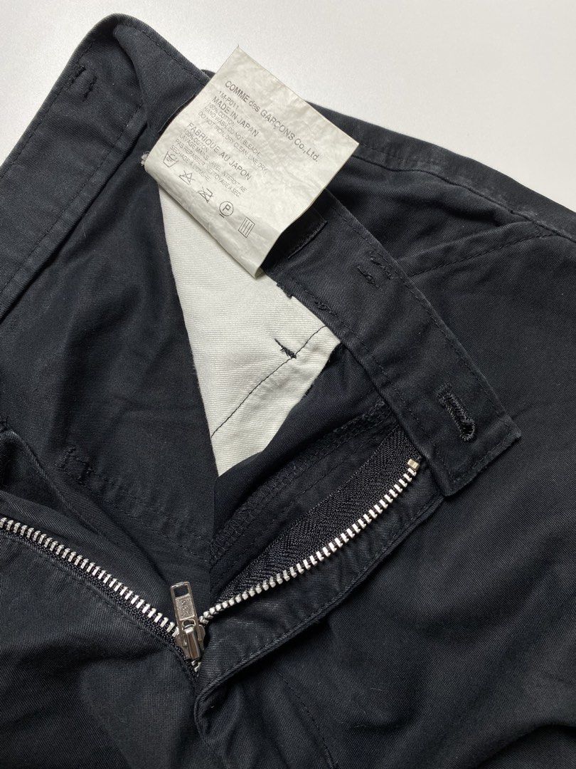 SS14 BLACK COMME DES GARCONS CROPPED PANTS (Category: Trousers) located in Balanga. Submitted by faded_garmz (Listing ID 1462889499, Image 3). Description: SS14 BLACK COMME DES GARCONS CROPPED PANTS DIMENSIONS WAIST - 30” LENGHT - 31” INSEAM - 20.5 FRONT RISE - 11” THIGH - 11” KNEE - 9” LEG OPENING - 7” .