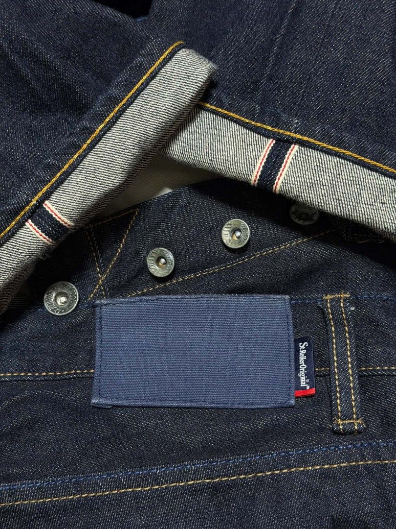 ST. ROLLER Raw Denim Selvedge Pants (Category: Jeans) located in Santa Rosa. Submitted by alejon007 (Listing ID 1463028091, Image 1). Description: ST. ROLLER Raw Denim Selvedge Pants 100% Legit Good as new No issues Size fit 32 x 37 length PRIC 1⃣6⃣8⃣0⃣ PM.