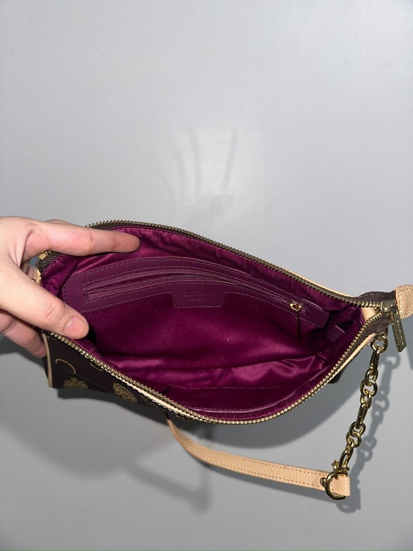 St. Scott London Monogram Shoulder Bag (Category: Luxury Bags & Wallets) located in Caloocan City. Submitted by 0hannahbanana (Listing ID 1462999562, Image 2). Description: - Brown St. Scott London monogram shoulder bag - Gold chain strap - Beige trim - Zip closure - Gold hardware detail on the front - Small and compact, ideal for essentials 💯 100% Authentic 👜 Pre-owned but in brand-new condition ✨ Excellent condition — no issues! ✅ No rubs ✅ N