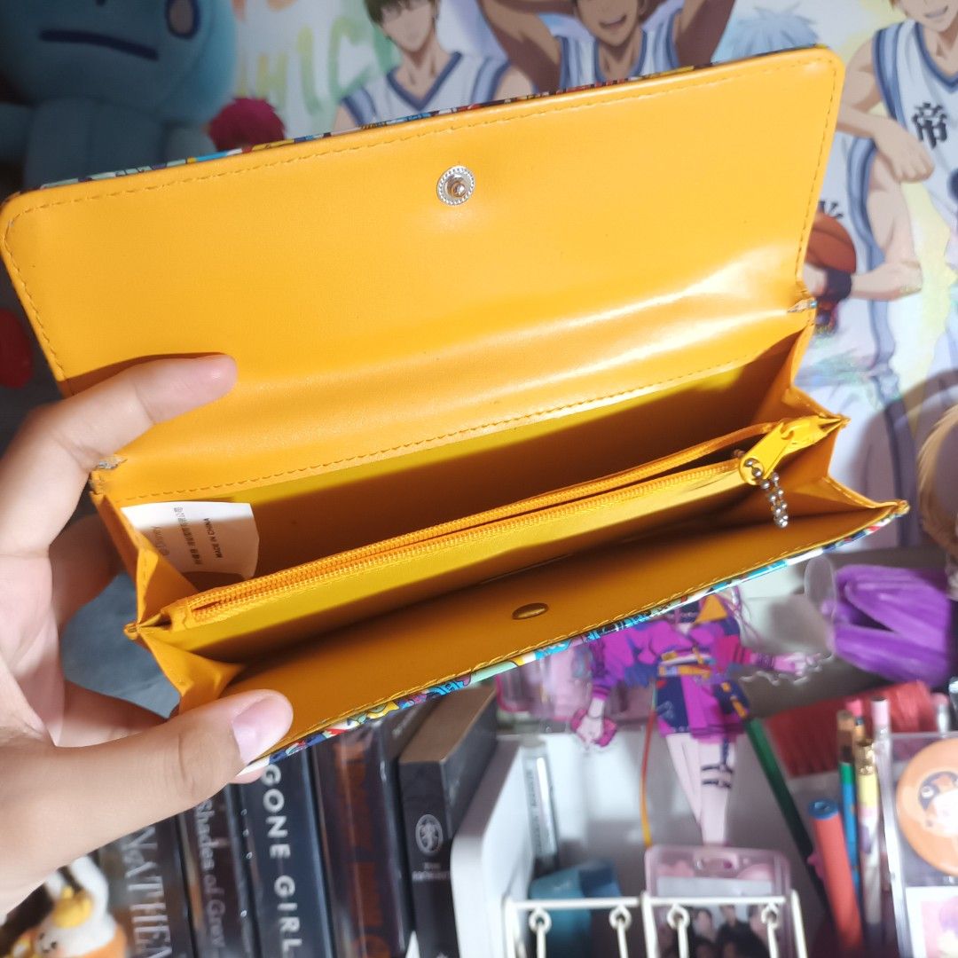 Stitch Long Wallet (Category: Luxury Bags & Wallets) located in Las Pinas. Submitted by rieries_shop (Listing ID 1462973174, Image 3). Description: - as is - pm me for more info/pic - Mop: Gcash/Maya/Gotyme/Maribank.