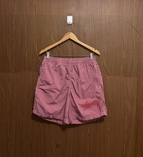 (Category: ) located in . Submitted by streetwear.collections (Listing ID 1463086394, Image 1). Description: .