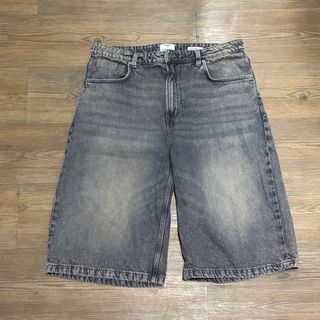 (Category: ) located in . Submitted by 4nipcloset (Listing ID 1463065075, Image 1). Description: .