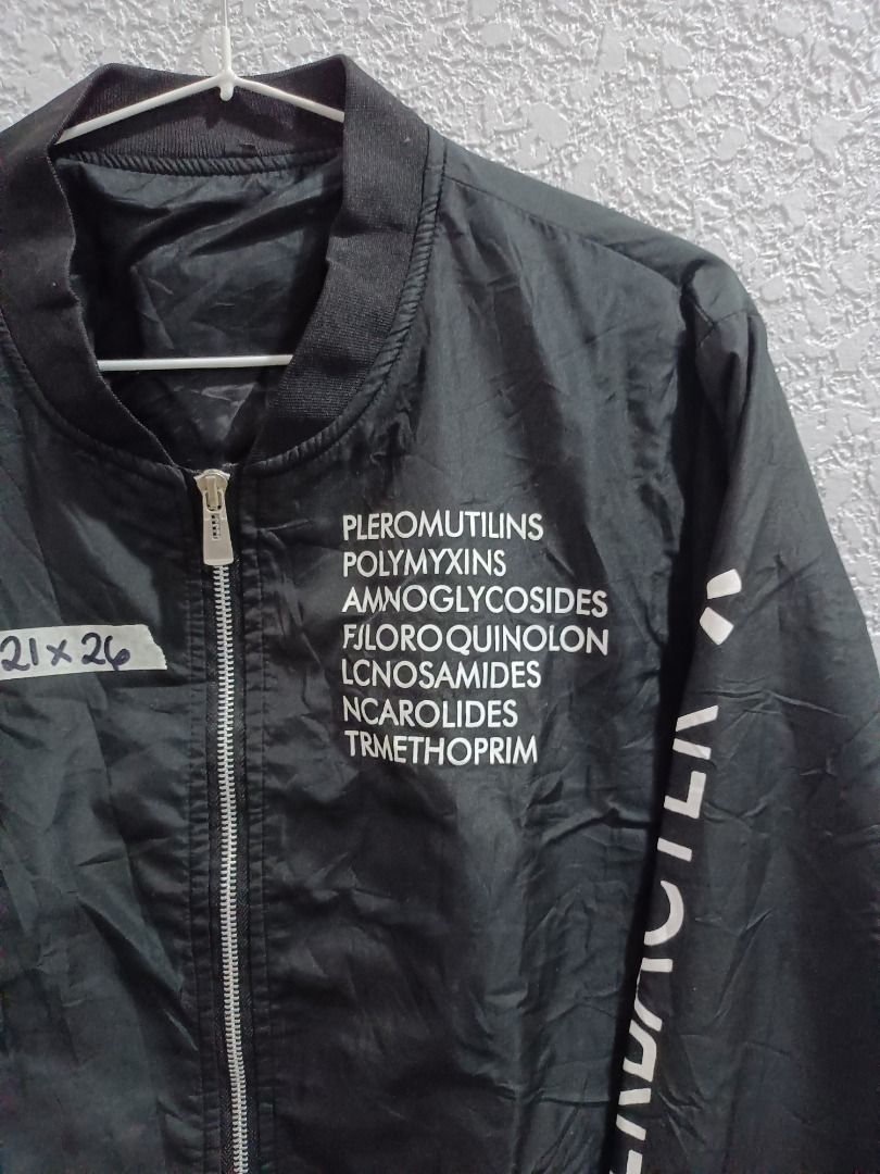 SUPERBACTER BOMBER JACKET (Category: Coats, Jackets and Outerwear) located in Calamba. Submitted by roots.online (Listing ID 1462985368, Image 3). Description: Details: Fits Large Dimes: 21W x 26L Color: Black Condition: Very good, no issue, no tags Please manage your expectation, item being sold is preloved and not brand new unless stated otherwise. Major and minor issues will be declared. Signs of usage and presence of lint is normal. Color mig
