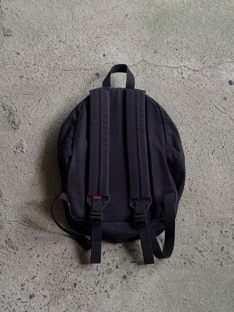 Supreme Canvass (Category: Backpacks) located in Manila. Submitted by yamborghini22 (Listing ID 1462987504, Image 3). Description: Supreme Backpack FW20 Black Canvas All cotton heavyweight 18 oz. canvas. 20L. Great Condition ₱2998.