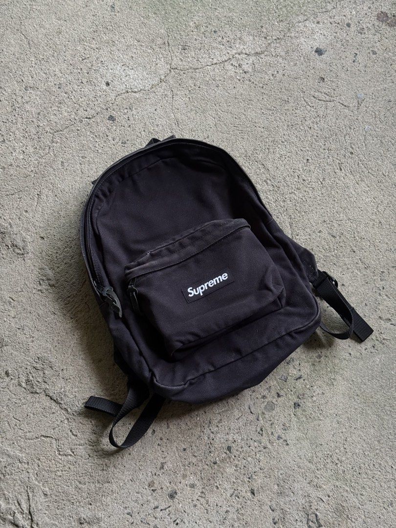 Supreme Canvass (Category: Backpacks) located in Manila. Submitted by yamborghini22 (Listing ID 1462987504, Image 2). Description: Supreme Backpack FW20 Black Canvas All cotton heavyweight 18 oz. canvas. 20L. Great Condition ₱2998.