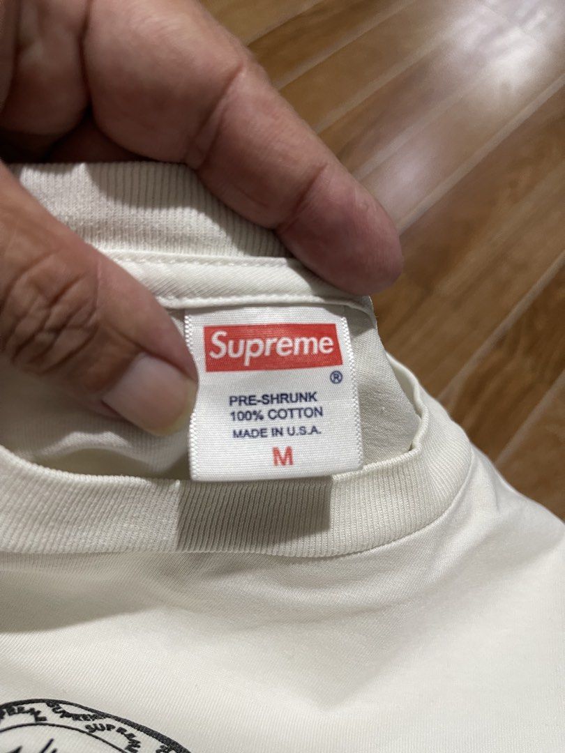 Supreme Graphic T-Shirt Size M (Category: Tshirts & Polo Shirts ) located in Mandaluyong City. Submitted by mark2pac (Listing ID 1462906119, Image 2). Description: - White Supreme graphic tee - Features a unique line art design on the front - Made from 100% pre-shrunk cotton for a comfortable, lasting fit - Size: Medium - Proudly Made in USA - Ideal for everyday casual wear.