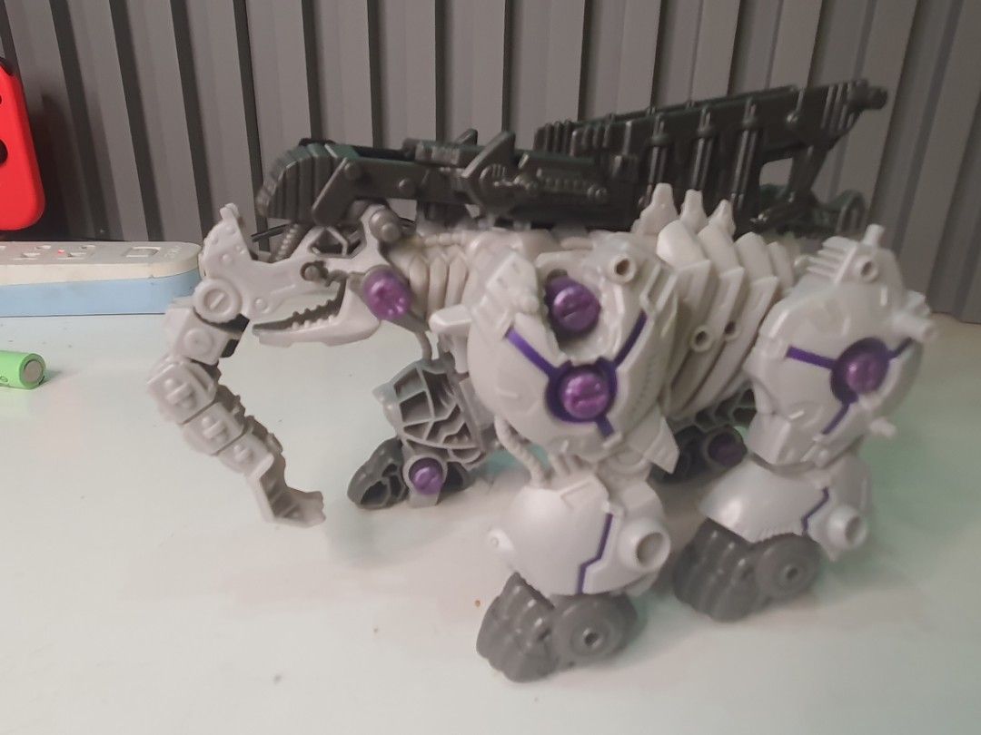 Takara Tomy Zoids Wild ZW43 Zero Phantoth (Category: Gundam & Model Kits) located in Tarlac. Submitted by ziv_surplus (Listing ID 1462925085, Image 3). Description: Takara Tomy Zoids Wild ZW43 Zero Phantoth Incomplete - Missing parts As is.