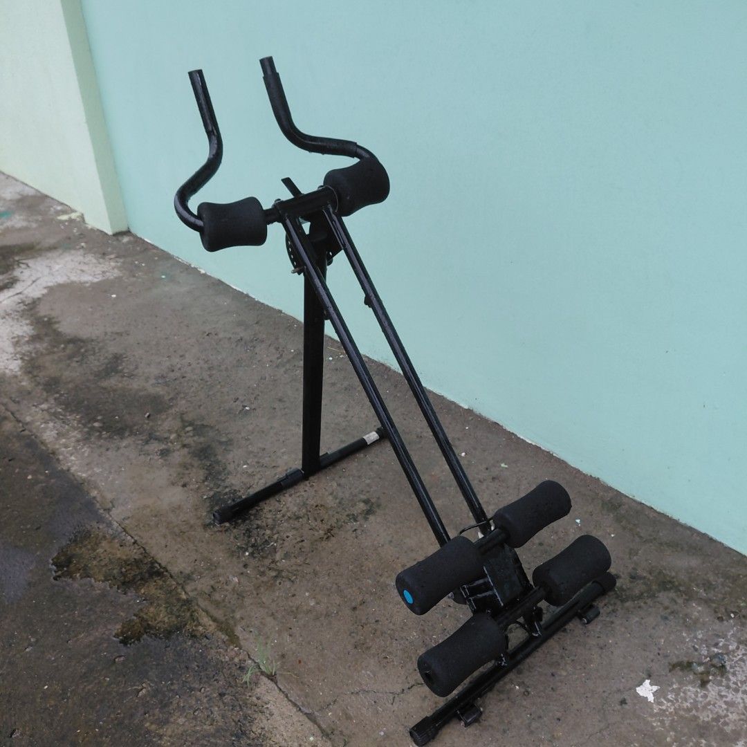 Take All (Category: Cardio & Fitness Machines) located in Aringay. Submitted by lloybaltazar (Listing ID 1462943500, Image 3). Description: Abs Generator Flexibar Hard Massage Roller Yoga Mat.