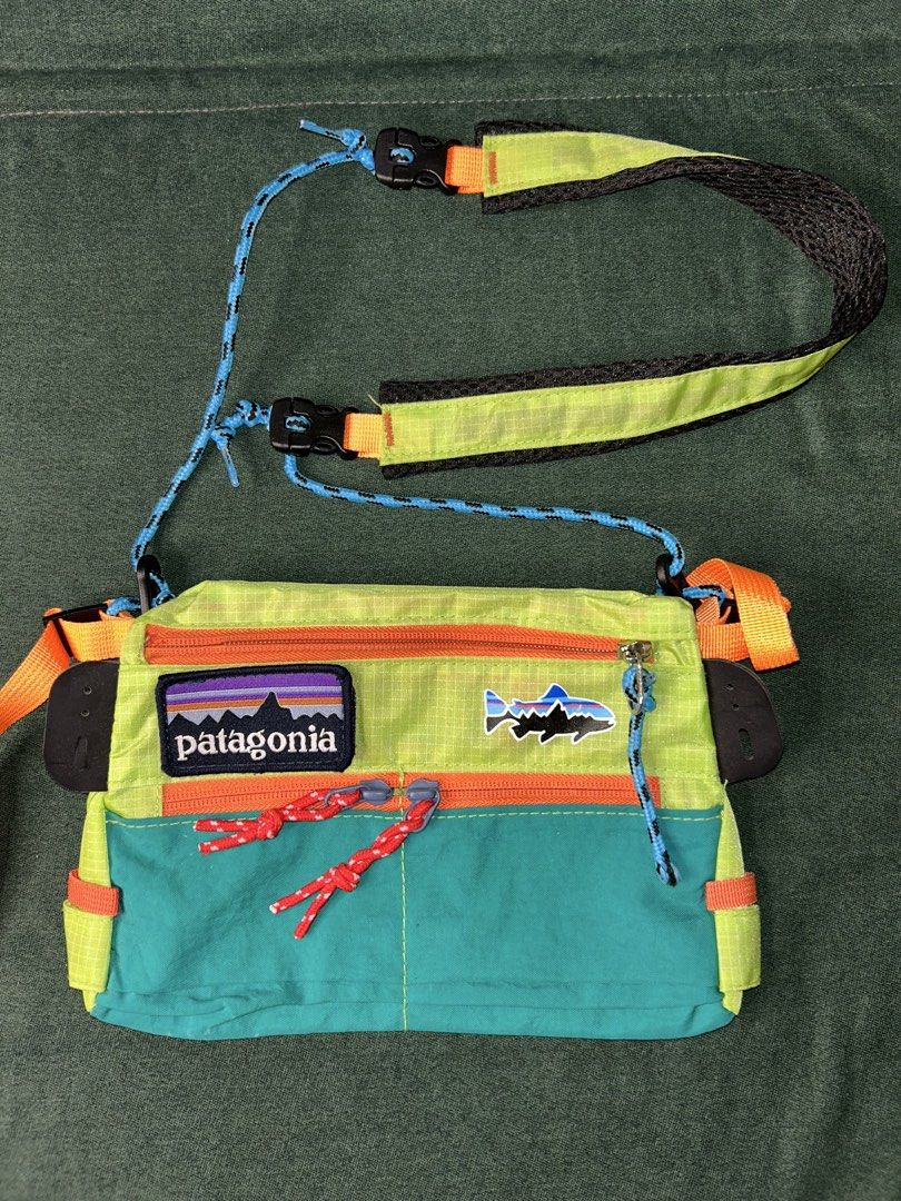 TAKE ALL 5pcs MIX BAGS (Category: Cross-body Bags) located in General Santos City (Dadiangas). Submitted by grasya_12 (Listing ID 1462958416, Image 1). Description: TAKE ALL BAGS ✅ SLING, POUCH, 2 way bags ✅ BRANDS: PATAGONIA, ARMANI, KIPLING, UNIQLO Issue: Normal signs of usage (thrifted) .