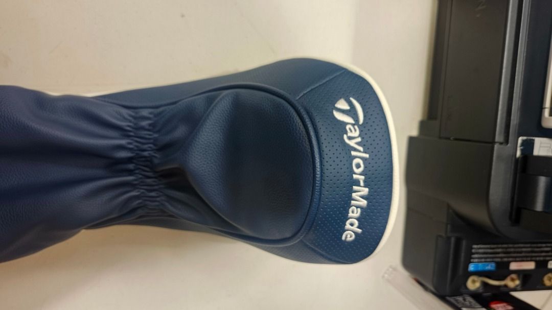 TaylorMade Golf Qi10 LS Driver (Category: Sports & Fitness Nutrition) located in Paranaque City. Submitted by urbangiz_amb (Listing ID 1462957248, Image 2). Description: TaylorMade Golf Qi10 LS Driver The TaylorMade Qi10 LS Driver is a low-spin, compact 460cc driver built for fast swing speeds (over 105 mph) and tour-level workability Clubhead SpecificationsHead Size: 460ccAvailable Lofts: 8°, 9°, and 10.5° Loft Sleeve Adjustability: 4° loft slee