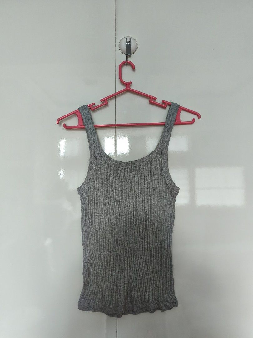 Terranova Gray Top (Category: Others Tops) located in Manila. Submitted by smilefashion08 (Listing ID 1462896889, Image 3). Description: .