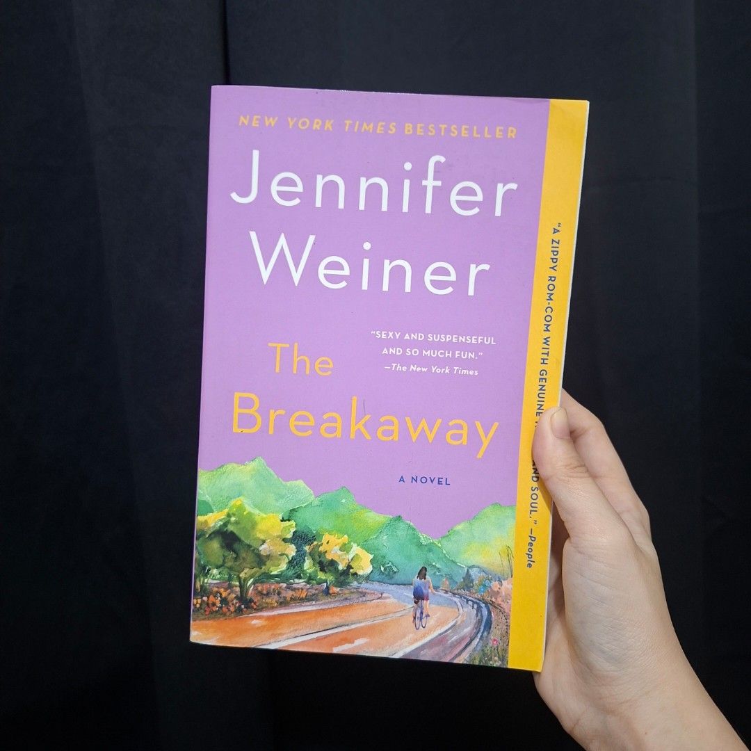 The Breakaway by Jennifer Weiner (Category: Storybooks) located in Marikina City. Submitted by hellobookish.ph (Listing ID 1463039857, Image 1). Description: GR ⭐️ 3.75 (64.5k ratings) Standalone Romance, Chick Lit, Contemporary Paperback.