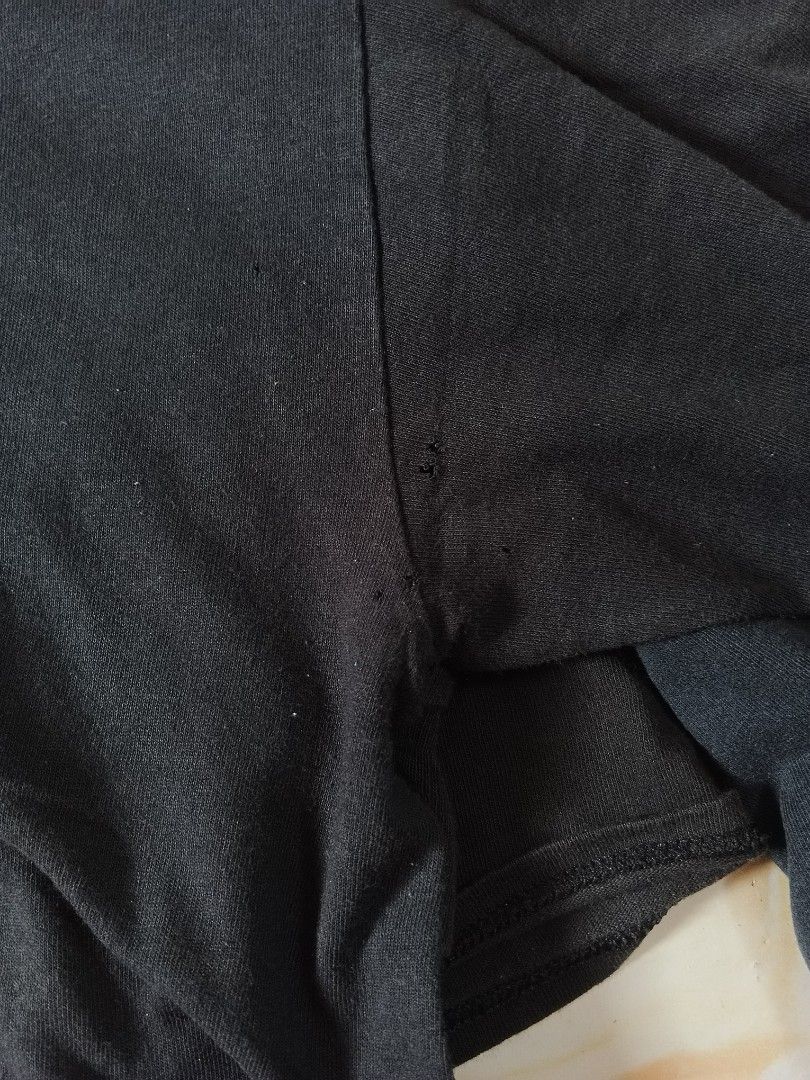 The Dark Knight Rises Batman (Category: Tshirts & Polo Shirts ) located in Bantayan. Submitted by betsoj (Listing ID 1462886713, Image 3). Description: W: 23 L: 29 Pinholessss, Repaired penhole, Hairlines.