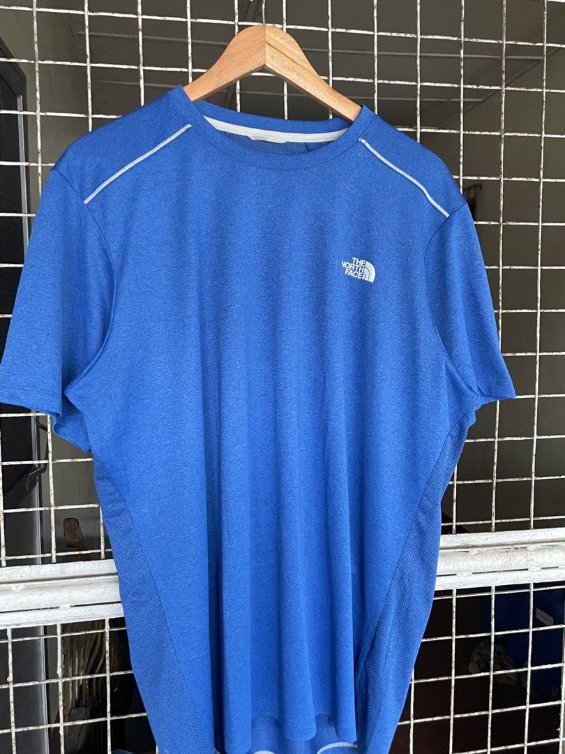 The North Face Outdoor dri fit tee (Category: Activewear) located in Manila. Submitted by oftherack_04 (Listing ID 1462896767, Image 2). Description: Size XL on tag No hidden issue Excellent condition No flaws .