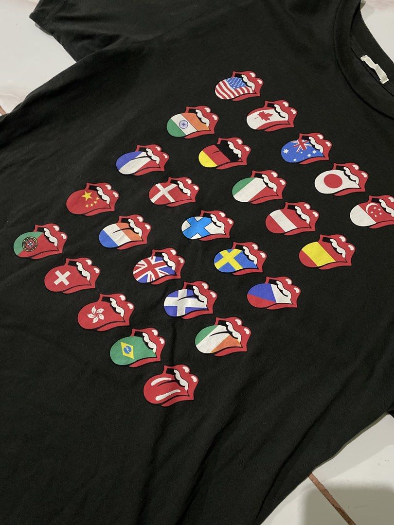 The Rolling Stones Graphic T-Shirt (Category: Tshirts & Polo Shirts ) located in Iloilo. Submitted by chapxythriftshop (Listing ID 1463025843, Image 3). Description: GU COLLAB GU X ROLLING STONES Condition Details: Color rate: 9/10 Overall Condition: 9/10 My Price / Asking Price: GU X ROLLING STONES - 450 Transaction Details: Location: Mali-ao, Pavia, Iloilo Payment: Gcash Shipping via: J&T (Buyer shoulders shipping fee).