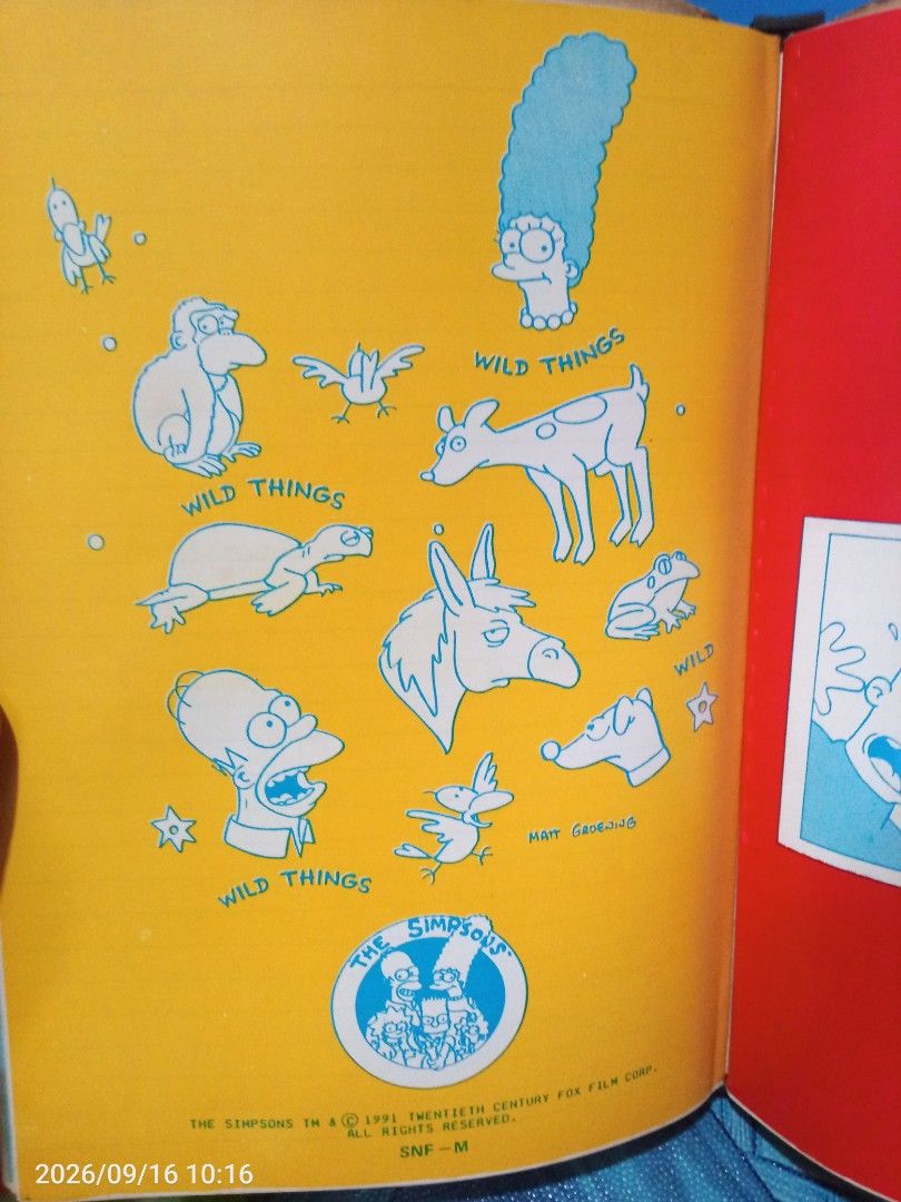 The Simpsons Vintage School Binder 90s (Category: Western Merchandise) located in Davao. Submitted by banana.pancake (Listing ID 1462925898, Image 3). Description: Never been used.