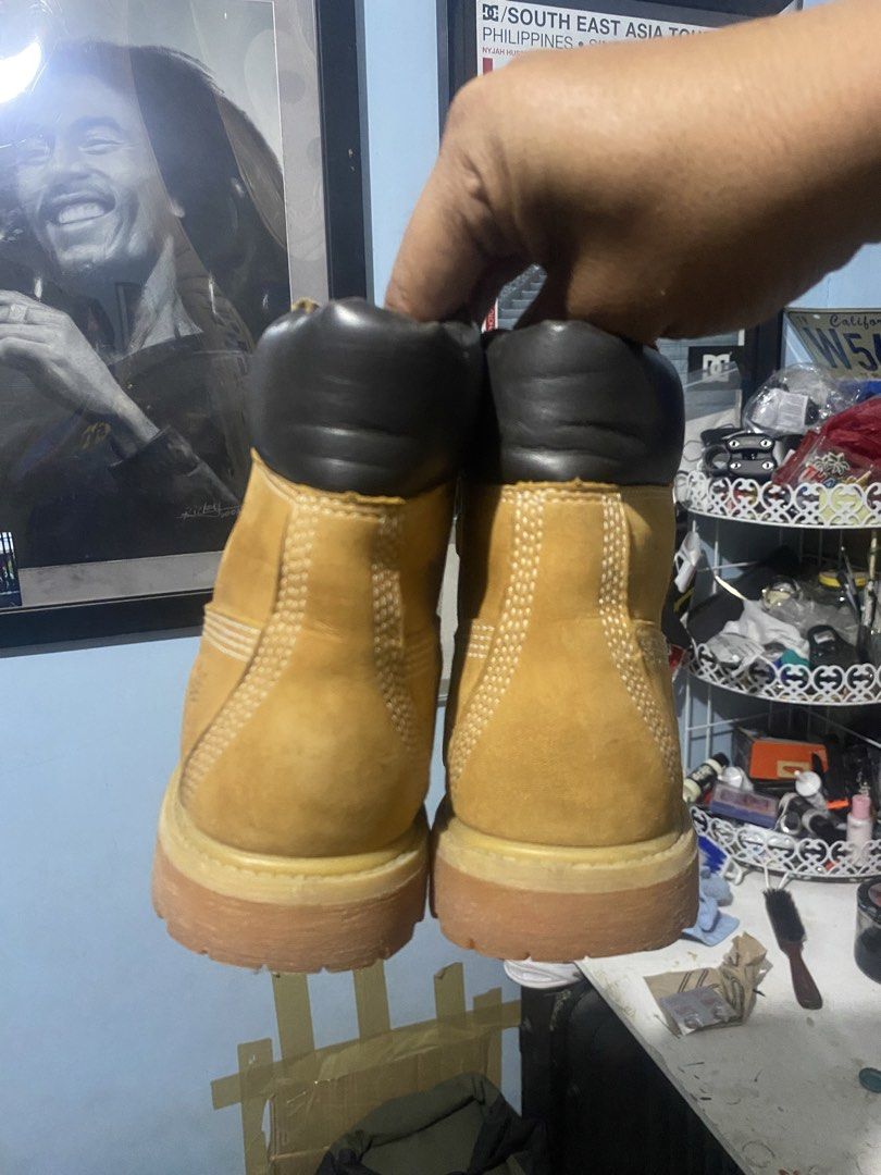Timberland Classic 6-Inch Premium Waterproof Boots (Category: Sneakers) located in Davao. Submitted by BALONG187 (Listing ID 1462898660, Image 3). Description: - Classic tan Timberland boots - Waterproof nubuck leather - Lace-up front with yellow and red laces - Padded collar for comfort - Durable rubber lug outsole for traction - Iconic Timberland style.