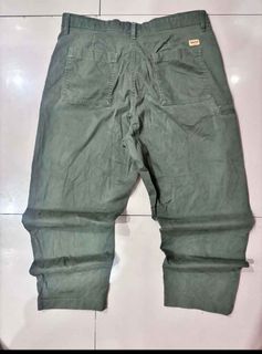 (Category: ) located in . Submitted by thrift.glaizee (Listing ID 1462885746, Image 1). Description: .