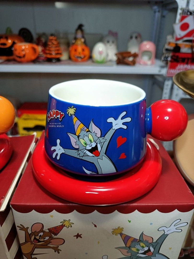 Tom and Jerry Collectibles (Category: Vintage Collectibles) located in Batangas. Submitted by toyempress8 (Listing ID 1462974400, Image 2). Description: 🌟Tom and Jerry Collectibles 🌟Tom & Jerry mugs set 🌟Tom & Jerry accessory holder (approx 18x23cm) 🌟sold as set.