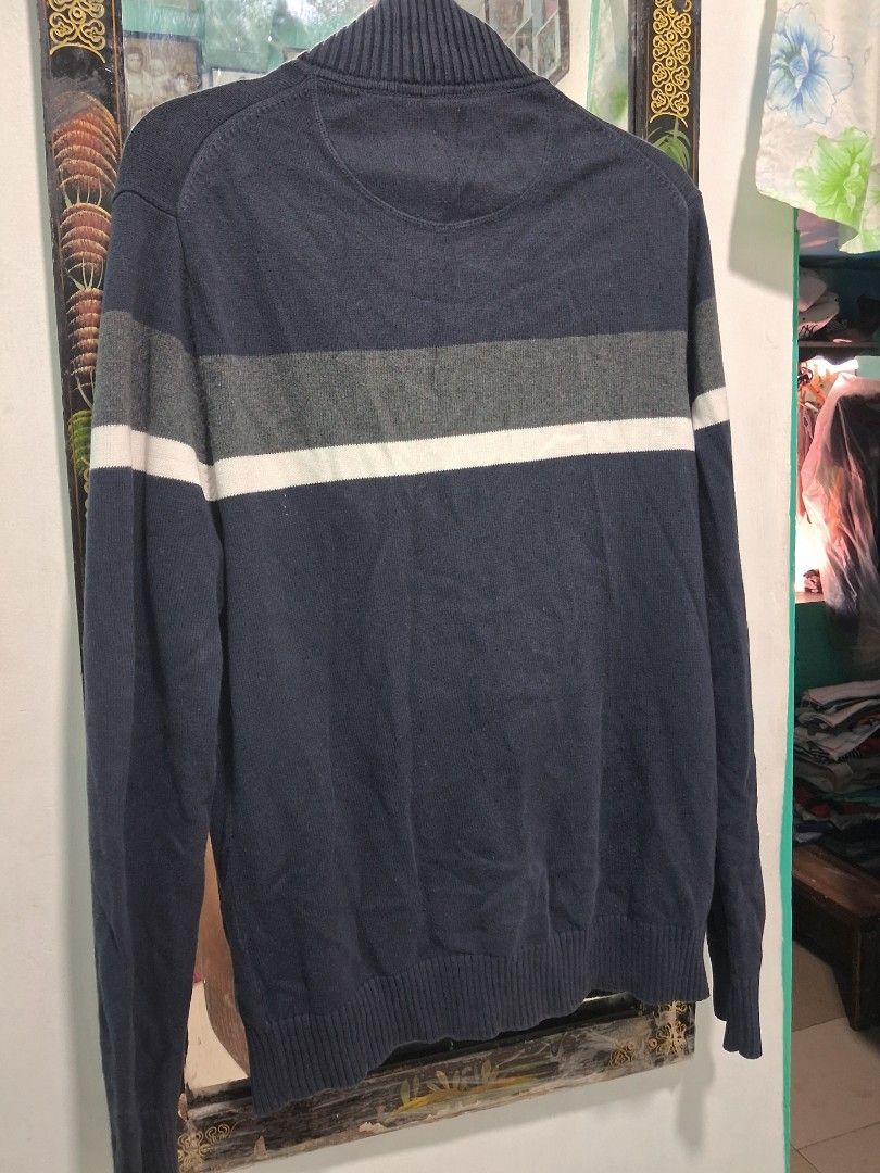 Tommy hilfiger full zip neated (Category: Announcements) located in Manila. Submitted by carlitoboh66625 (Listing ID 1462909613, Image 2). Description: Tommy hilfiger full zip medium 20x28 all details declare color rate 9.5 to 10 price 500.