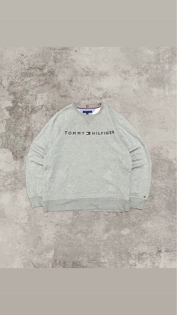 TOMMY HILFIGER SWEATER (Category: Coats, Jackets and Outerwear) located in Cebu City. Submitted by vast_trese.13 (Listing ID 1462996189, Image 1). Description: ⚠️ITEM DETAILS ⚠️ LENGTH: 27(in inches) WIDTH: 24(in inches) SHLDR - END: 25(in inches) PIT - END: 20(in inches) SIZE: MEDIUM COLOR WAY: GREY COLOR CONDITION: 10/10 ISSUE: MINIMAL STAIN OVERALL CONDITION: 9.5/10 💵PRICE 💵 600.
