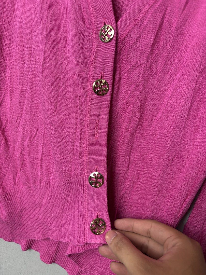 Tory Burch Logo Button Cardigan (Category: Coats, Jackets and Outerwear) located in Mandaluyong City. Submitted by fellas_ph (Listing ID 1463049971, Image 2). Description: Excellent condition Missing one button Size M 17.5" Width 24" Lengthu.