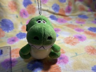 (Category: ) located in . Submitted by cur8d (Listing ID 1463074599, Image 1). Description: .