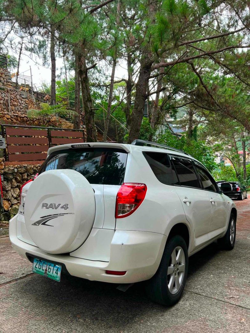 Toyota Rav4 2.4 G JDM (A) (Category: Used Cars) located in Quezon City. Submitted by rfclub (Listing ID 1462990794, Image 2). Description: 2007 RAV4 matic all original excellent condition registered.