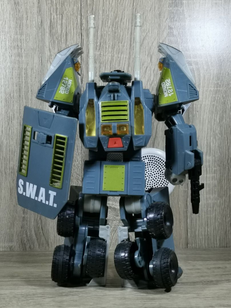 TRANSFORMERS UNIVERSE ONSLAUGHT (Category: Action & Battle Toys) located in Angeles City. Submitted by swodahs (Listing ID 1462955984, Image 2). Description: UGALIING MAGBASA SURE BUYERS ONLY WAG NA MAG INQUIRE PAG DI SURE O DI MAG REREPLY WYSWYG NO MORE ASKING FOR PICTURES YAN NA NASA POST! Negotiable for sure buyers RFS: Need funds Payment : GCash Shipping : LBC Location : Angeles .