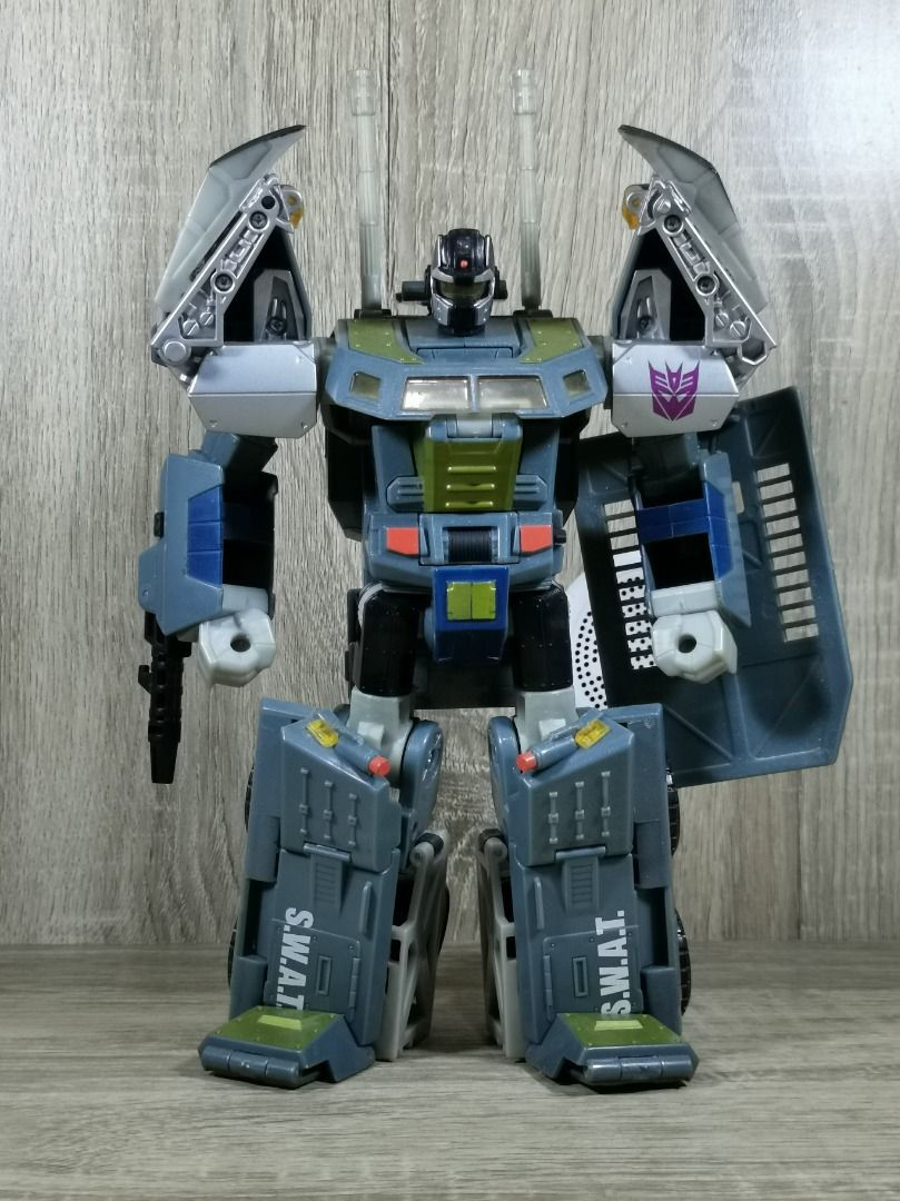 TRANSFORMERS UNIVERSE ONSLAUGHT (Category: Action & Battle Toys) located in Angeles City. Submitted by swodahs (Listing ID 1462955984, Image 1). Description: UGALIING MAGBASA SURE BUYERS ONLY WAG NA MAG INQUIRE PAG DI SURE O DI MAG REREPLY WYSWYG NO MORE ASKING FOR PICTURES YAN NA NASA POST! Negotiable for sure buyers RFS: Need funds Payment : GCash Shipping : LBC Location : Angeles .