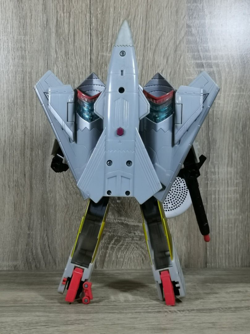 TRANSFORMERS UNIVERSE SILVERBOLT (Category: Action & Battle Toys) located in Angeles City. Submitted by swodahs (Listing ID 1462956275, Image 2). Description: UGALIING MAGBASA SURE BUYERS ONLY WAG NA MAG INQUIRE PAG DI SURE O DI MAG REREPLY WYSWYG NO MORE ASKING FOR PICTURES YAN NA NASA POST! Negotiable for sure buyers RFS: Need funds Payment : GCash Shipping : LBC Location : Angeles .
