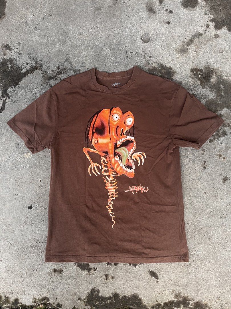 Travis Scott Utopia (Category: Activewear) located in Manila. Submitted by thrasher315 (Listing ID 1462971397, Image 1). Description: Slightly used 26x21 Color may vary due to lighting .