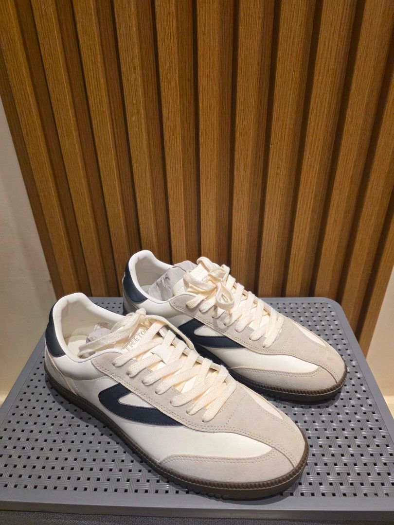 TRETORN (Category: Sneakers) located in Manila. Submitted by iantrepreneuer (Listing ID 1462937214, Image 1). Description: Tretorn Size 8.5 US Slightly used, in super great condition No more box Negotiable.