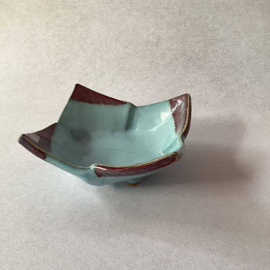 Tri-footed Bowl; signed (Category: Vases & Decorative Bowls) located in Davao. Submitted by atbpshop192593 (Listing ID 1463081333, Image 1). Description: Php280 Tri-footed Bowl; signed H: 2.9 inches L: 6 inches Please REVIEW PHOTOS We use 100% repurposed packaging materials SF starts at Php70 via Flash Express First to pay.