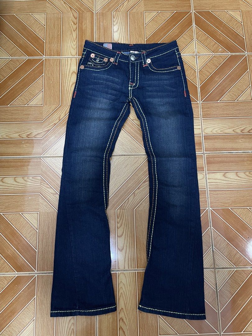 TRUE RELIGION (Category: Jeans) located in Muntinlupa City. Submitted by clarencemirones (Listing ID 1462933541, Image 2). Description: TRUE RELIGION bootcut 29 x 43 9hem like new dm me!.